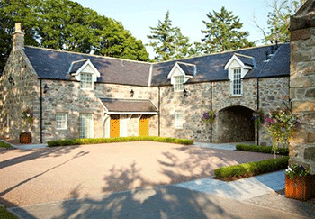 Exterior MacLeod House Lodge Aberdeen